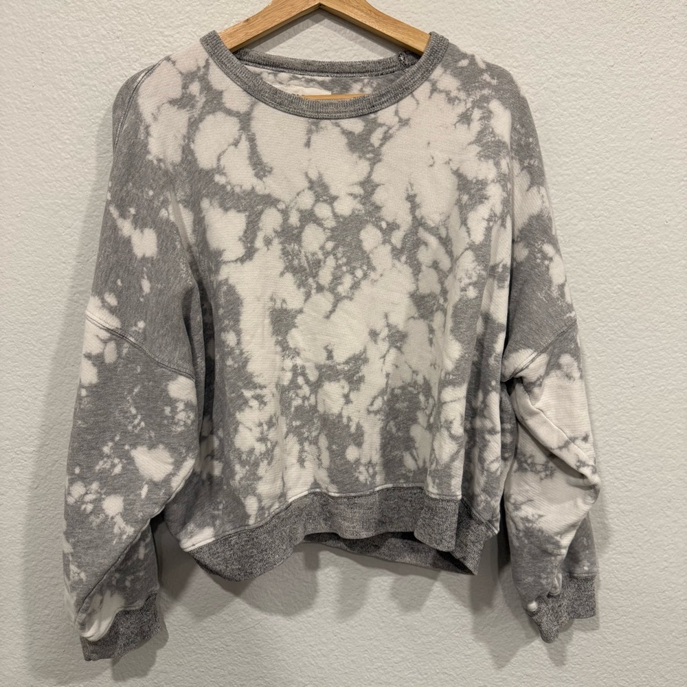THE GREAT. Gray and White Tie-Dye Sweatshirt